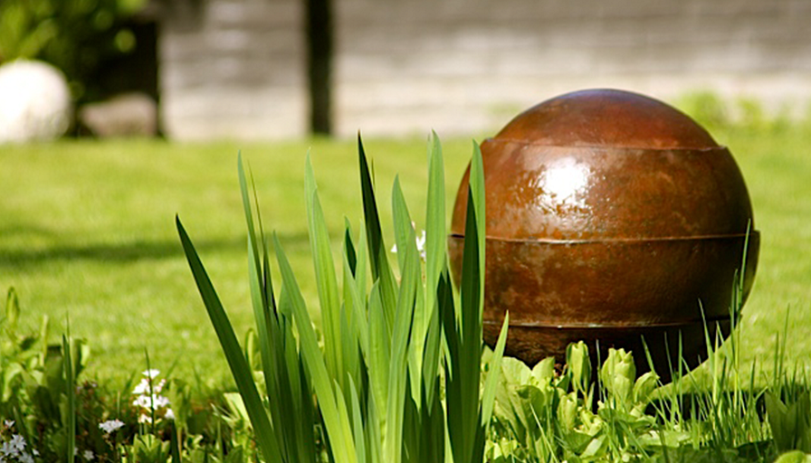 Keeping Urns For Ashes Outside